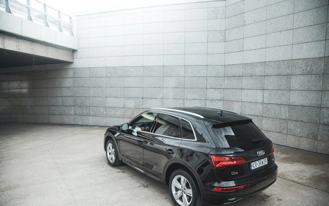 Audi Q5 cena 109699 przebieg: 135000, rok produkcji 2017 z Wrocław małe 254